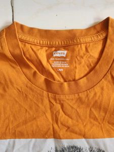 Universal Energy Graphic Tee levi's brand