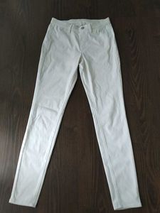 White Skinny Pants