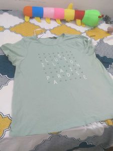 Womens Green Tshirt