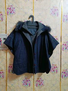 🇳🇿💫🎀Stylish Blue Fur-Trim Cape