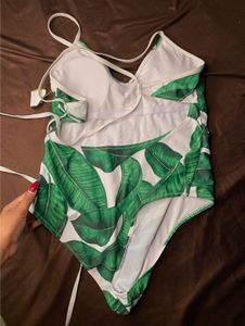 tropical Beachstyle padded suit🌴