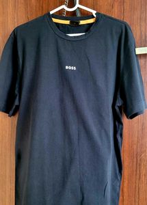 HUGO BOSS CASUAL TEE!!