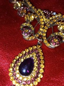 Necklace With Earing And Teeka