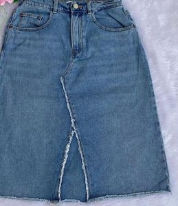 Denim Knee Length Slit Skirt