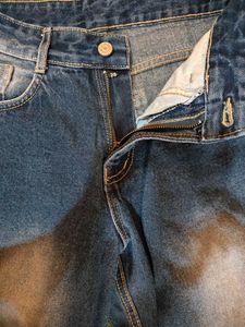 Ripped Knee Denim Jeans unisex