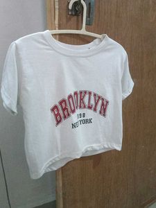 Brooklyn Graphic Tee Size S