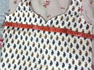Print Sleeveless kurti