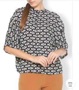 Van Hussen Round Neck Top