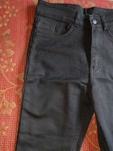 Black Jeans