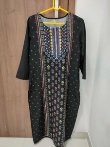 Ahika Kurti 🖤