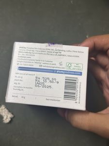 Plum Niacinamide Moisturiser and Gel Cream