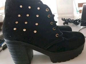 Black Boots