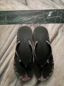 Cute Black Floral Flip Flops