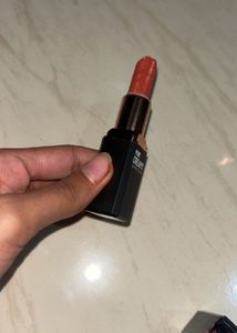 Swiss Beauty Creamy Matte Lipstick