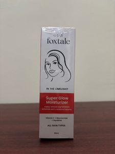 Foxtale Moisturizer Super Glow Sealed