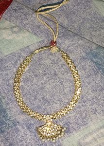 Elegant Gold &amp; Pearl Necklace