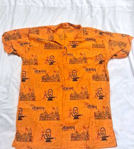 👕 Solid T-shirt