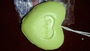 Savdi &amp; Sapna Cutie Soap on a Rope pack of 2