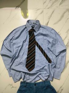 jorts and trendy boxy shirt