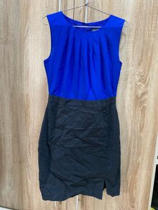 Two-tone fitted dress