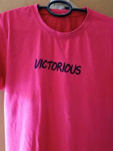 Victorious Graphic Tee