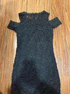 Cold Shoulder Black Lace Bodycon Dress