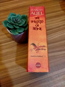 Jean M Auel The Shelters Of Stone