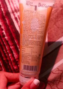 Glowing Face Gel SPF 20*