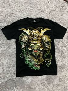 Graphic tshirt