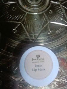 Lip Mask