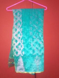 Womens Green Saree With Unstiched Blouse