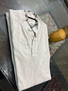 “Men’s White Tshirt With Colar