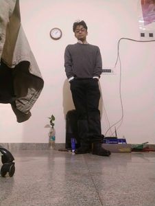 Men&#39;s Grey Knit Sweater