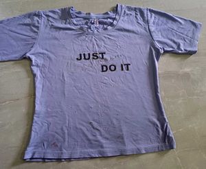T-Shirt Bundle: 4 T-Shirt COMBO