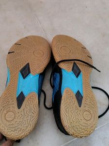 Good Condition Used Badminton Shoes