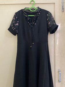 Black Floral Detail Dress
