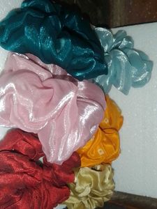 Hand Made Scrunchies ✨🥰
