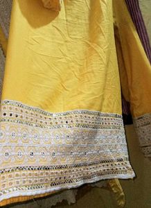 Pilazo Suit With Dupatta
