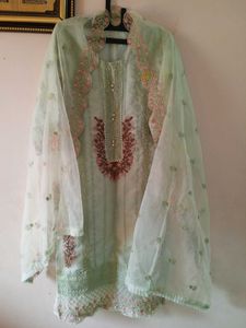3Pc Beautiful Pakistani Kurta Set
