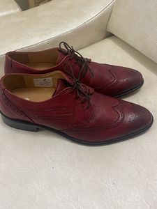 Burgundy Wingtip Dress Shoes