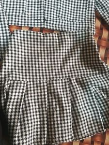Houndstooth Mini Skirt