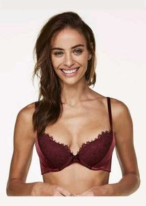 Hunkemoller Velvet Lace Bra 36D