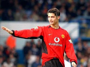 Manchester United 2002 Football Jersey