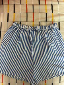 Blue&amp;White striped Shorts