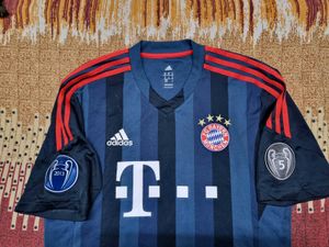 Retro Bayern Munich Schweinstieger Jersey