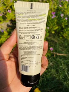 face washGREEN Tea