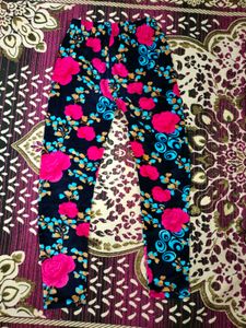 Printed Warm Jagging, Looking Fabulous 😍