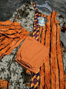 Girls Stylish Suits Like Kaftan 😍