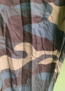 Camouflage Print Pants Lenght/37 Hip/34
