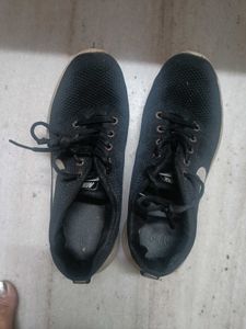 Nike Women Sports Shoes